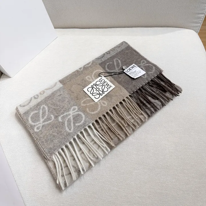 スーパーコピー ロエベ マフラー