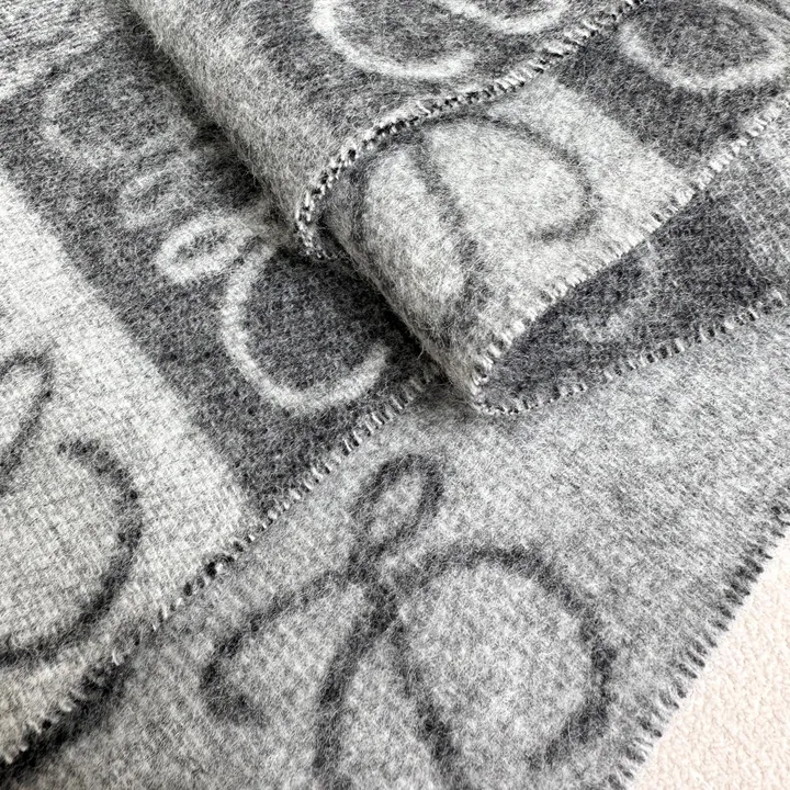 スーパーコピー ロエベ マフラー