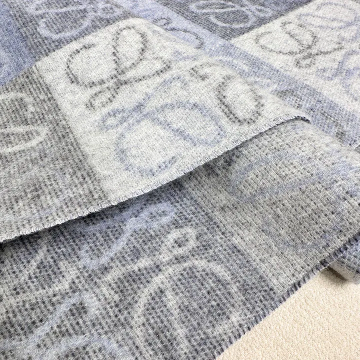 スーパーコピー ロエベ マフラー