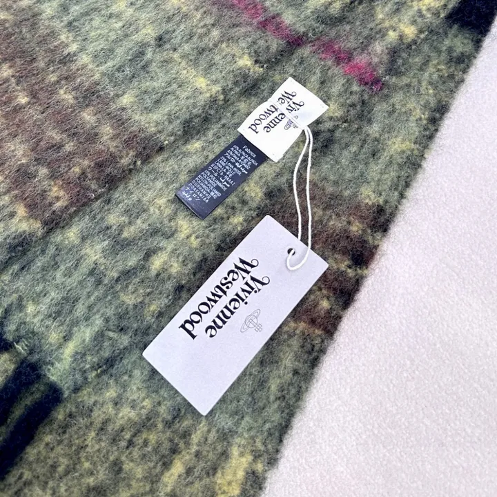 スーパーコピー ミュウミュウ マフラー