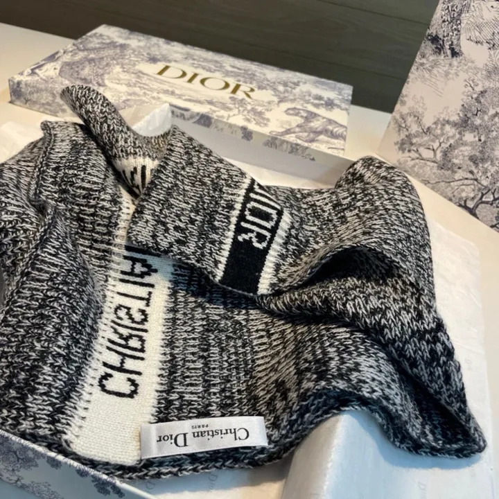 スーパーコピー ディオール マフラー