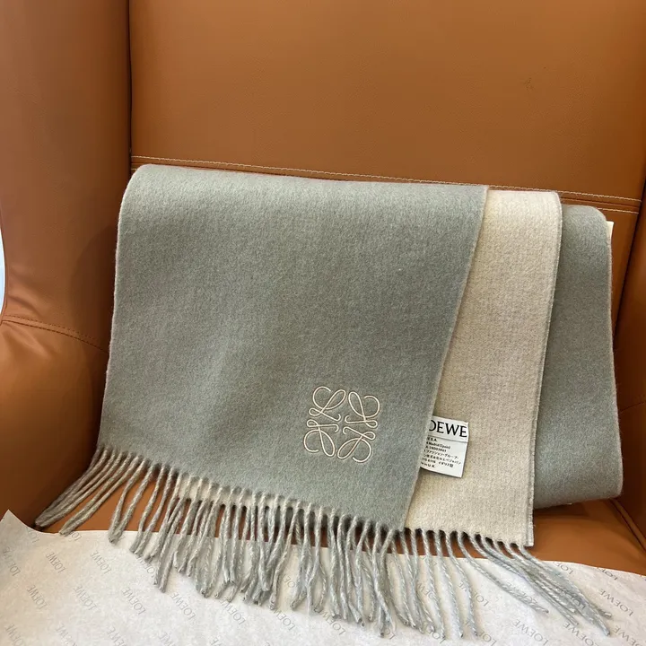 スーパーコピー ロエベ マフラー