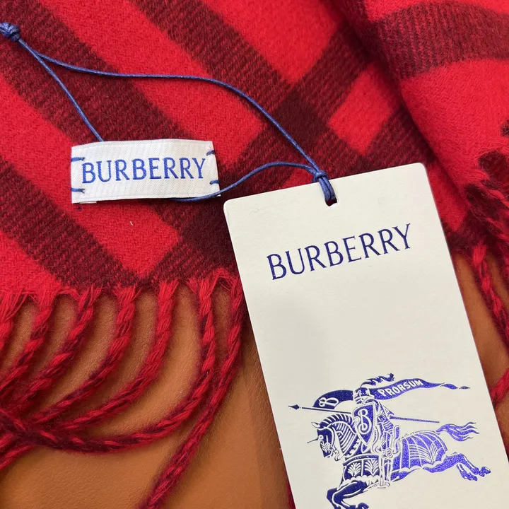 スーパーコピー バーバリー ス マフラー