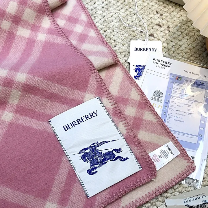 スーパーコピー バーバリー ス マフラー