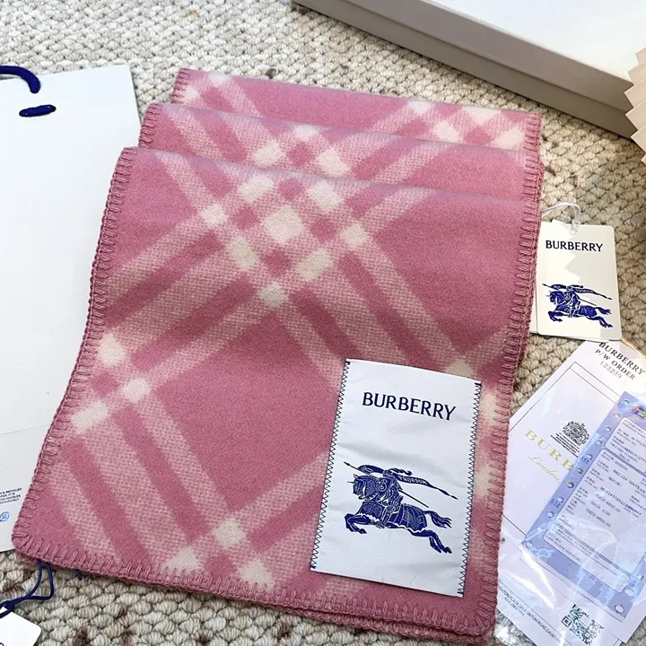 スーパーコピー バーバリー ス マフラー