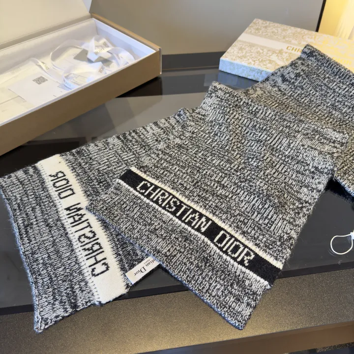 スーパーコピー ディオール マフラー