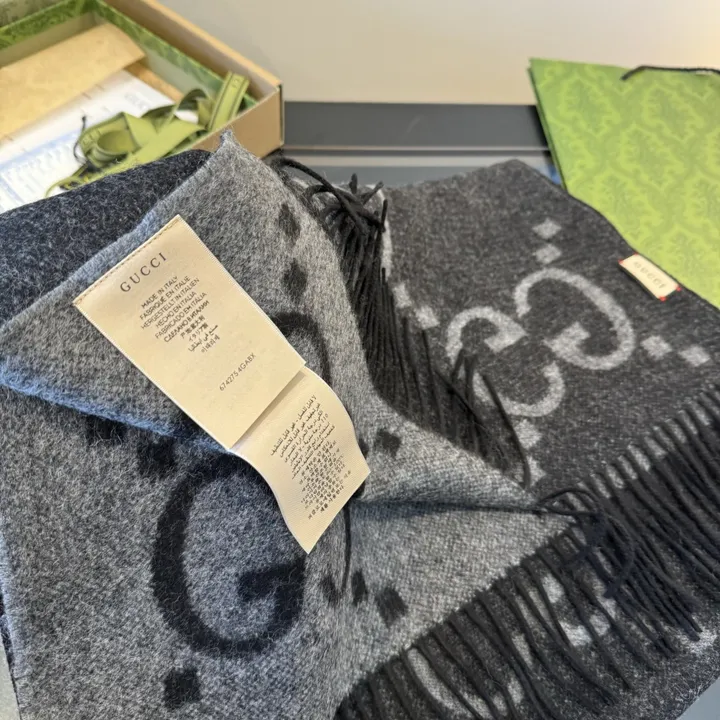 スーパーコピー グッチ マフラー