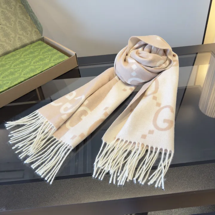 スーパーコピー グッチ マフラー