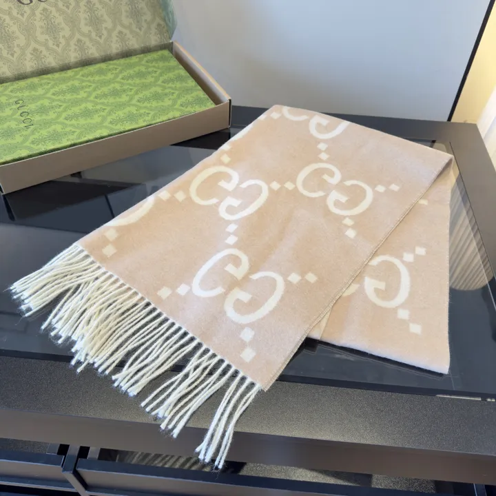 スーパーコピー グッチ マフラー