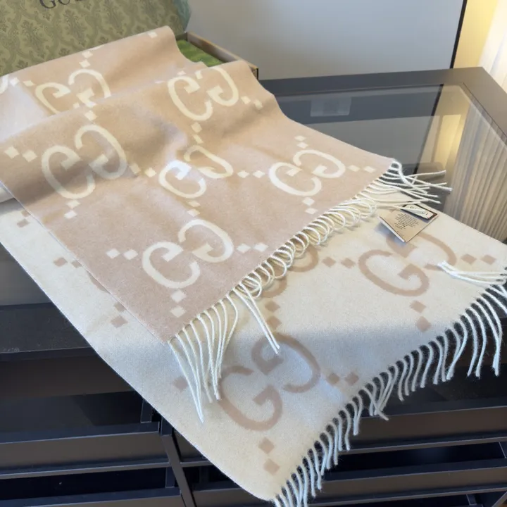 スーパーコピー グッチ マフラー