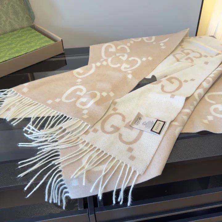 スーパーコピー グッチ マフラー