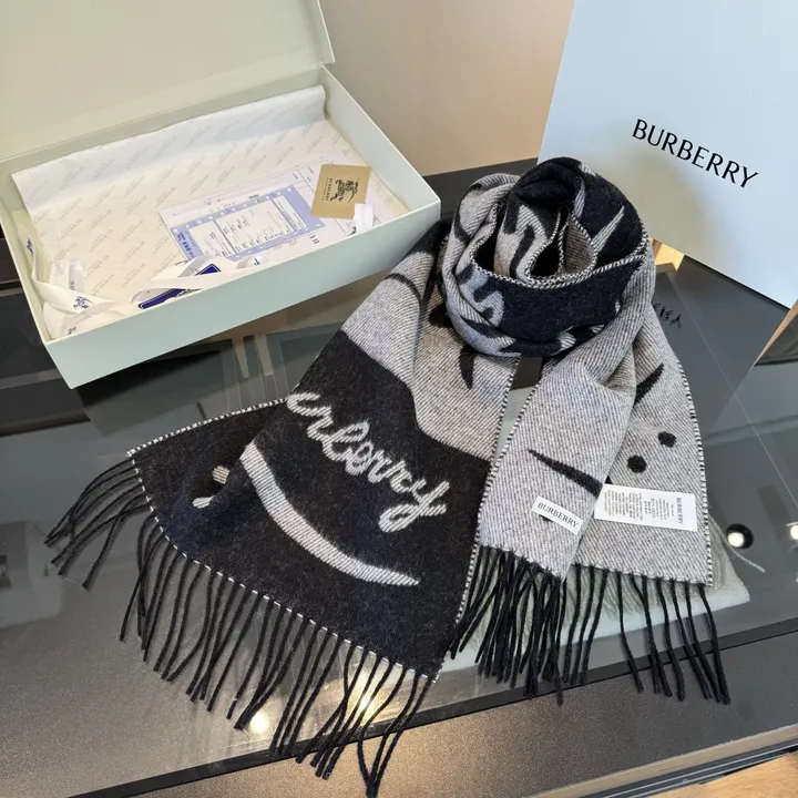 スーパーコピー バーバリー ス マフラー