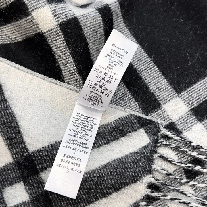 スーパーコピー バーバリー ス マフラー