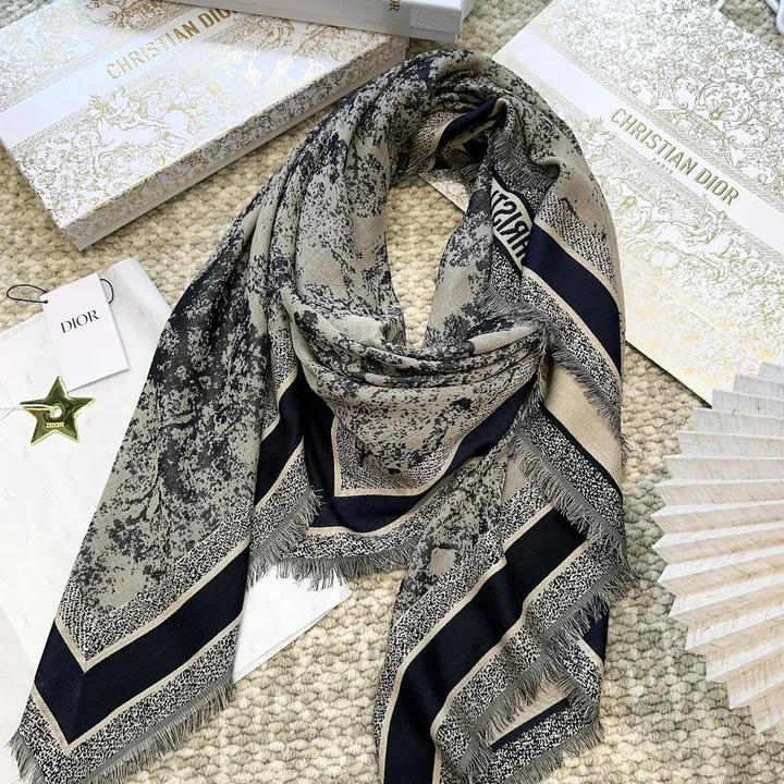 スーパーコピー ディオール マフラー