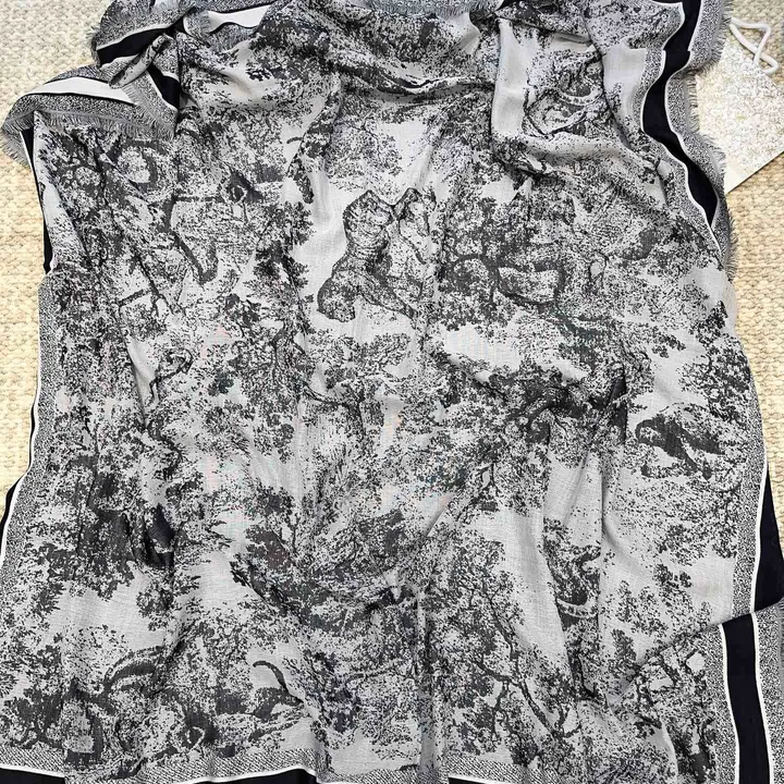 スーパーコピー ディオール マフラー