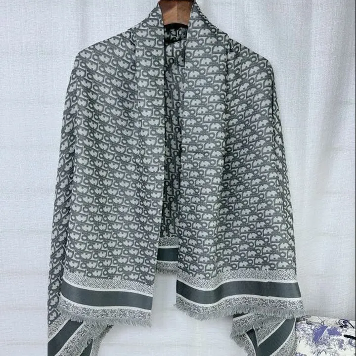 スーパーコピー ディオール マフラー