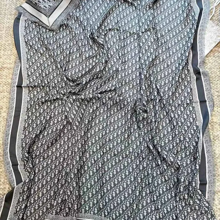 スーパーコピー ディオール マフラー