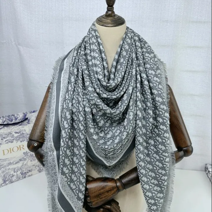 スーパーコピー ディオール マフラー