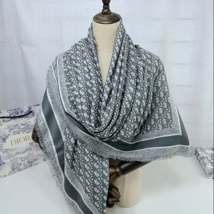 スーパーコピー ディオール マフラー