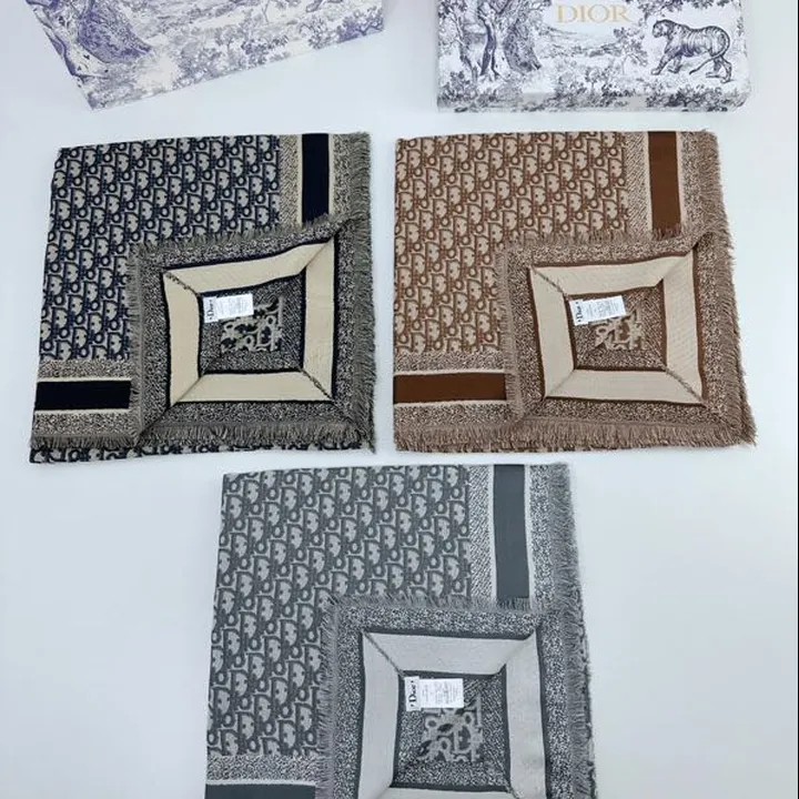 スーパーコピー ディオール マフラー