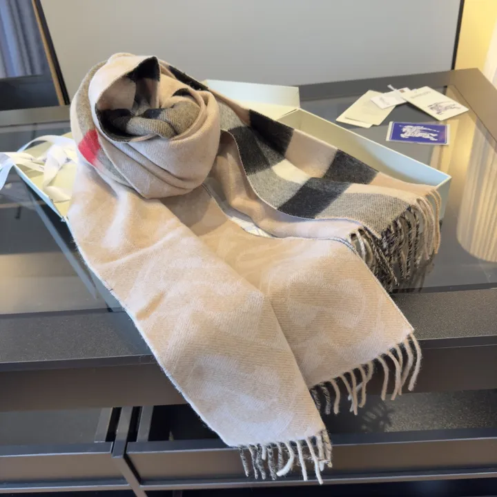 スーパーコピー バーバリー ス マフラー