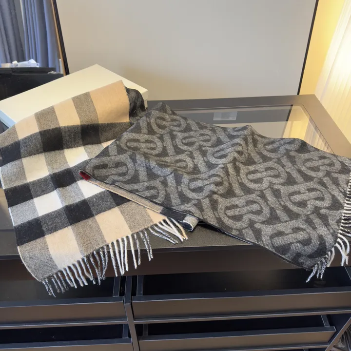 スーパーコピー バーバリー ス マフラー