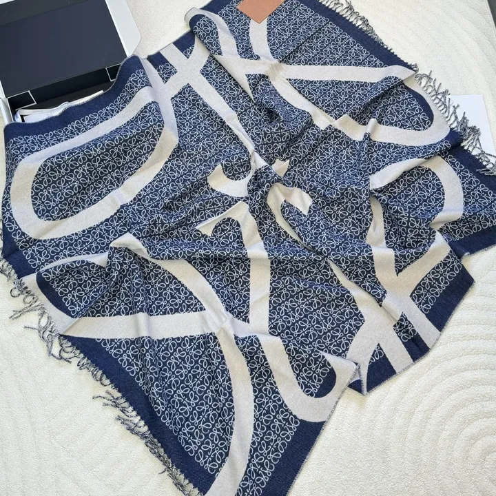 スーパーコピー ロエベ マフラー