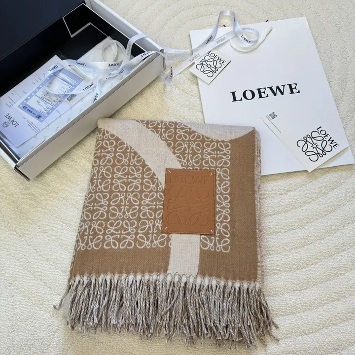 スーパーコピー ロエベ マフラー