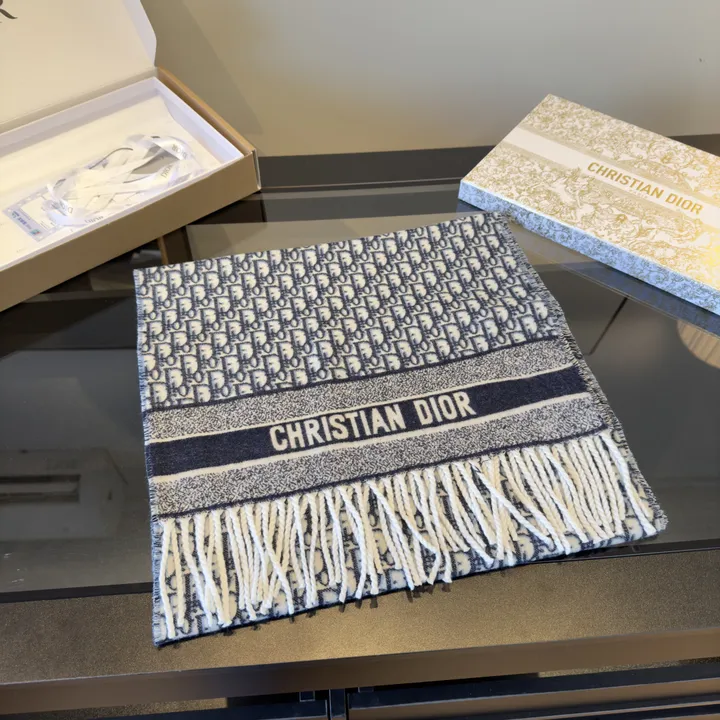 スーパーコピー ディオール マフラー