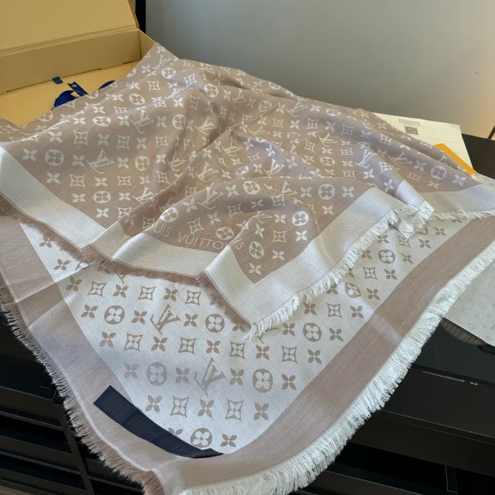 スーパーコピー ルイヴィトン マフラー