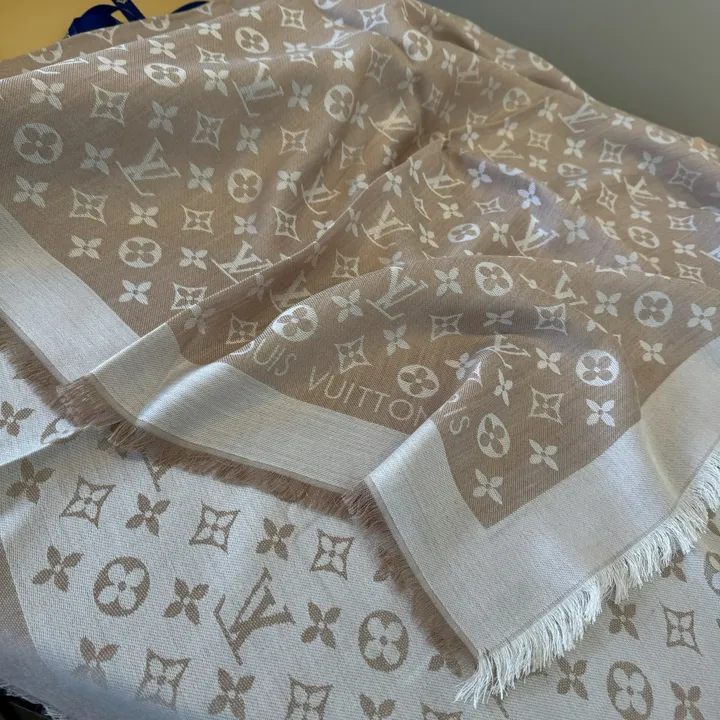 スーパーコピー ルイヴィトン マフラー