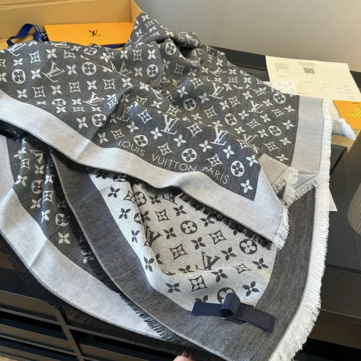 スーパーコピー ルイヴィトン マフラー