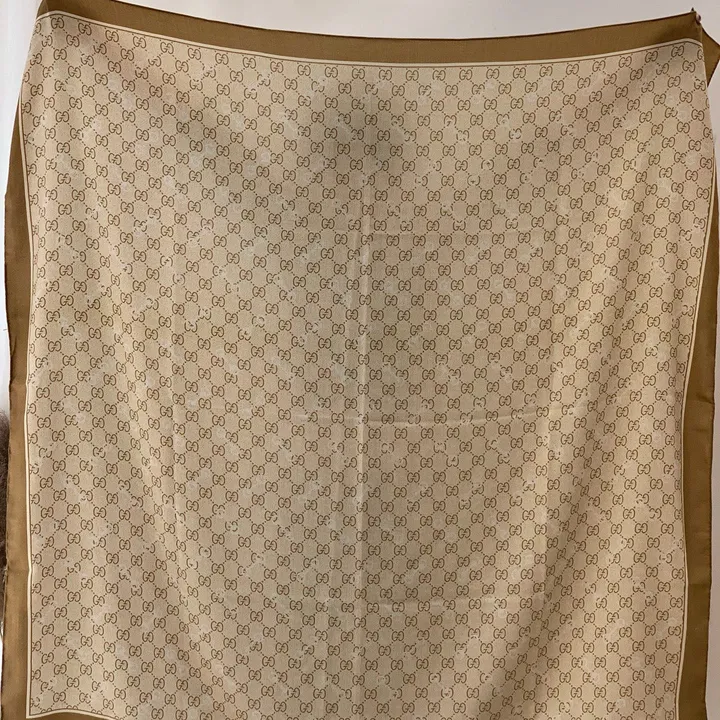 スーパーコピー グッチ マフラー