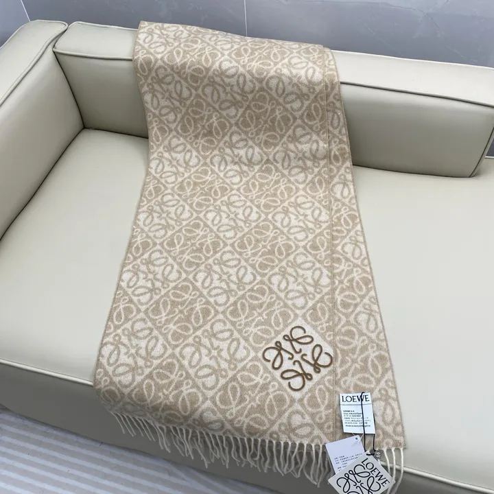 スーパーコピー ロエベ マフラー