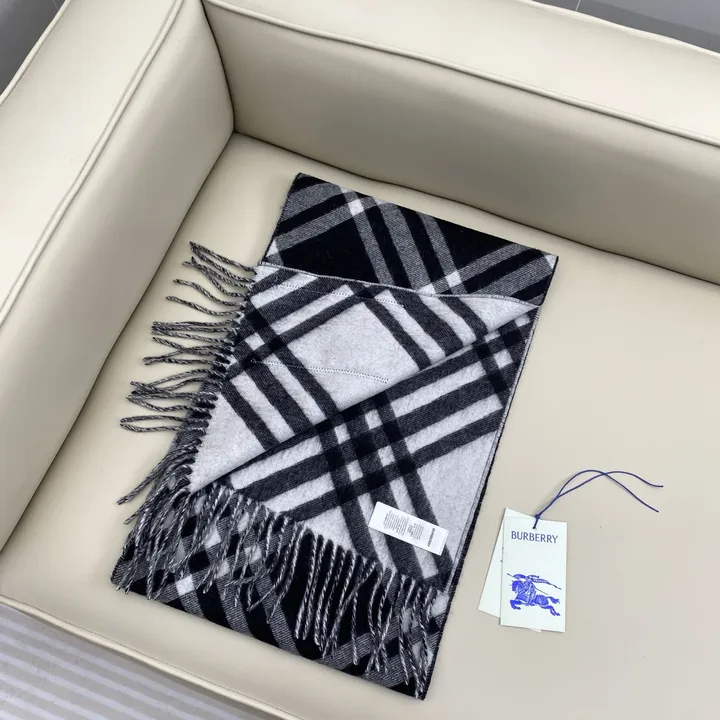 スーパーコピー バーバリー ス マフラー