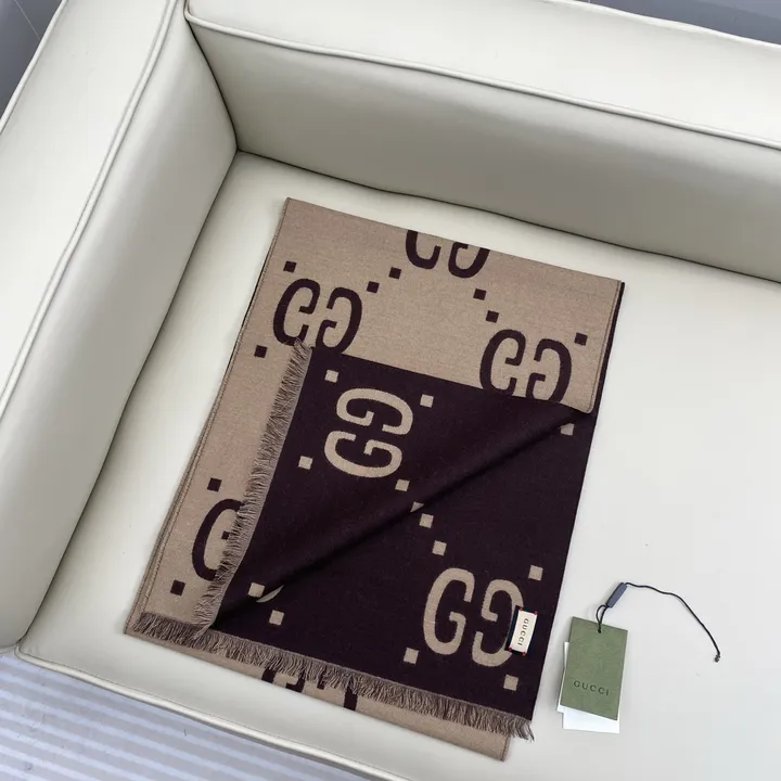 スーパーコピー グッチ マフラー