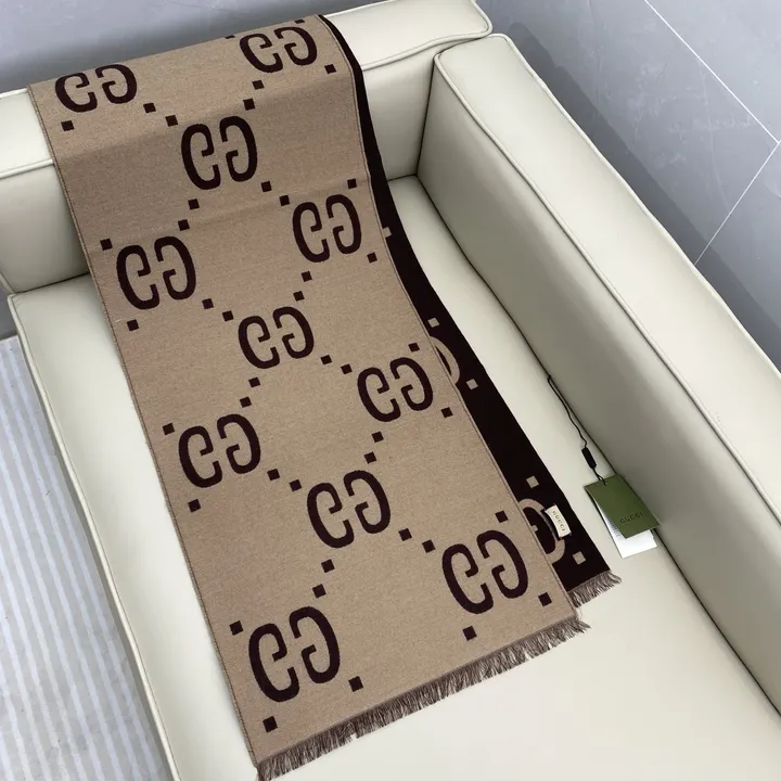 スーパーコピー グッチ マフラー