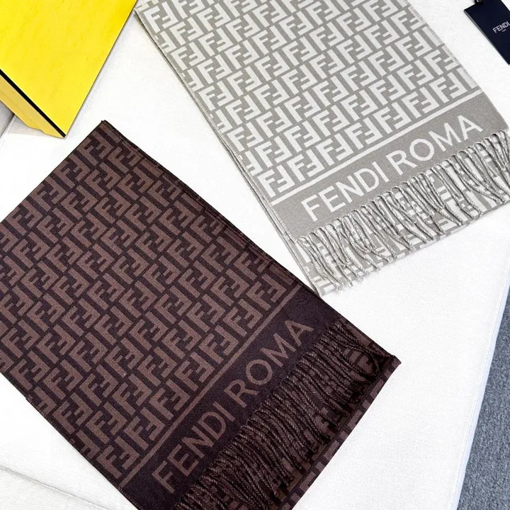 スーパーコピー フェンディ マフラー