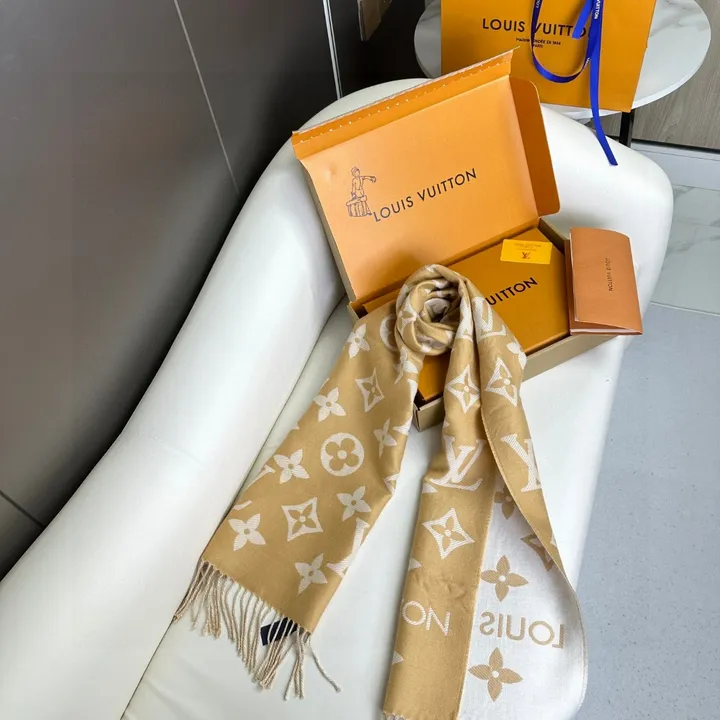 スーパーコピー ルイヴィトン マフラー