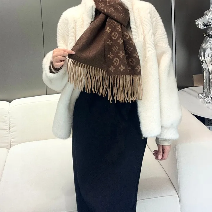 スーパーコピー ルイヴィトン マフラー