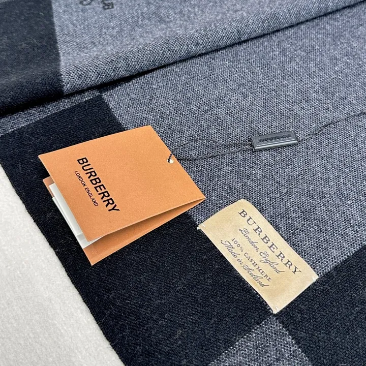 スーパーコピー バーバリー ス マフラー