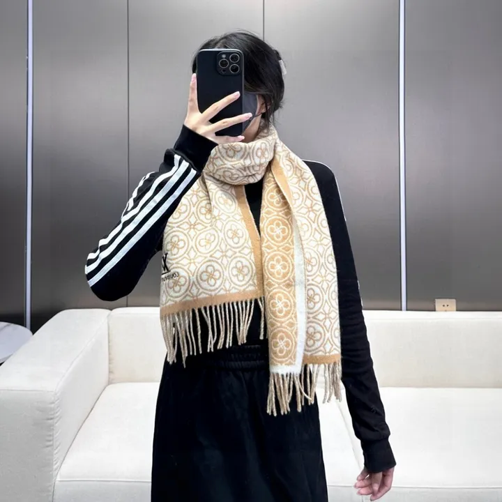 スーパーコピー ルイヴィトン マフラー