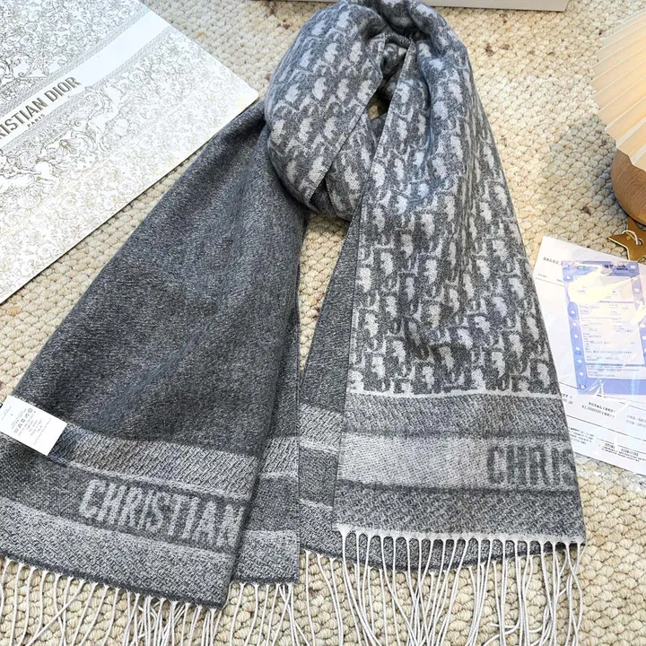 スーパーコピー グッチ マフラー