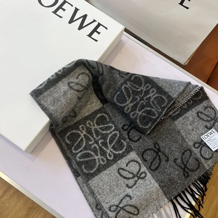 スーパーコピー ロエベ マフラー