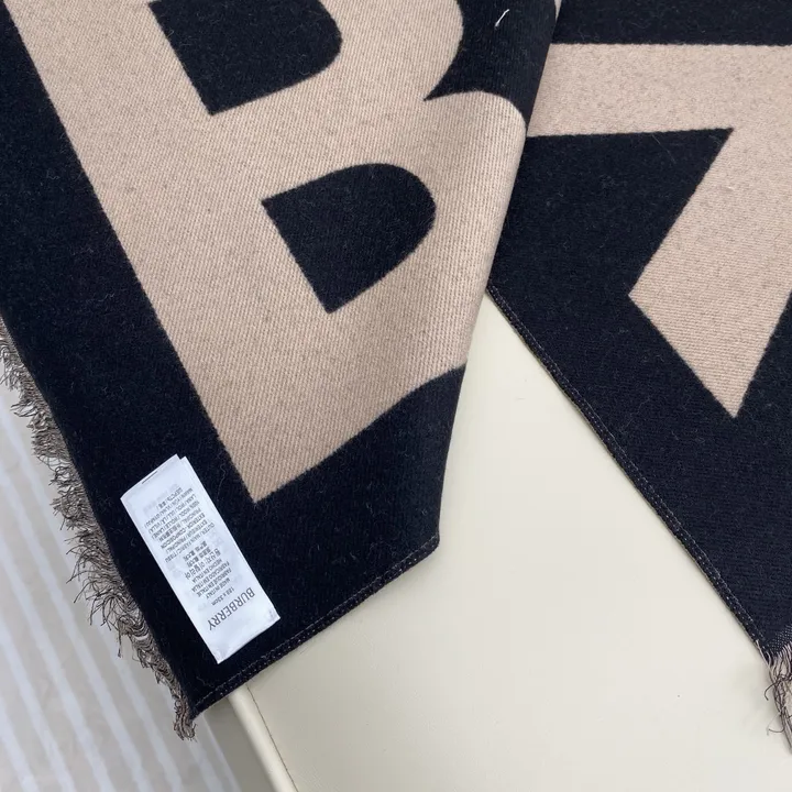 スーパーコピー バーバリー ス マフラー