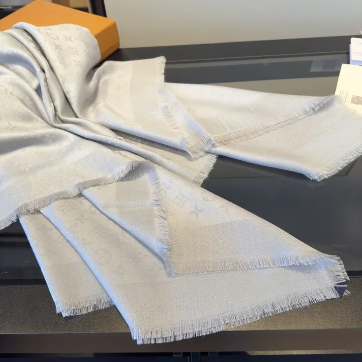 スーパーコピー ルイヴィトン マフラー