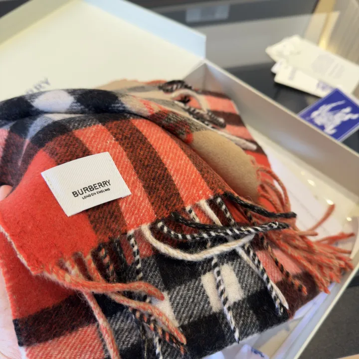 スーパーコピー バーバリー ス マフラー