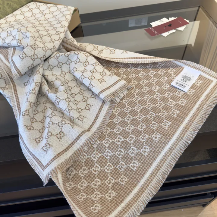 スーパーコピー グッチ マフラー