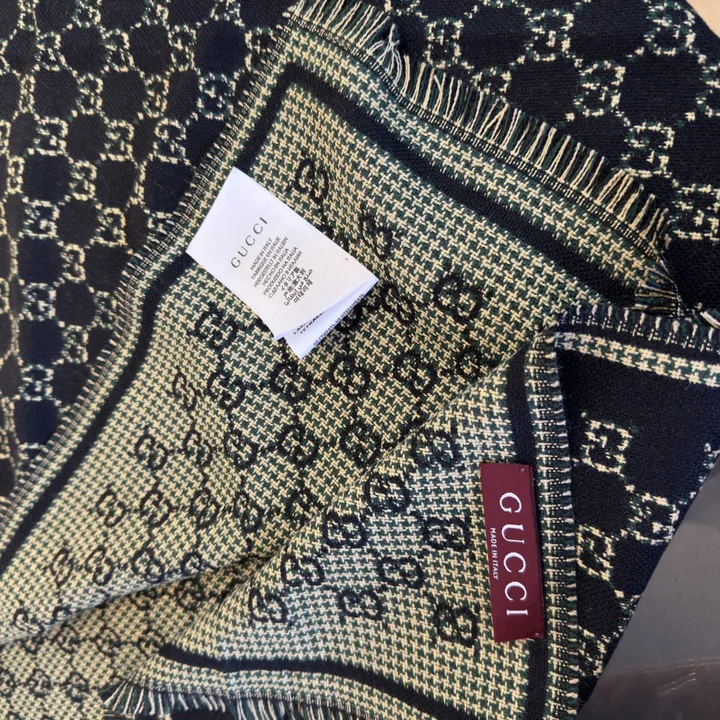 スーパーコピー グッチ マフラー