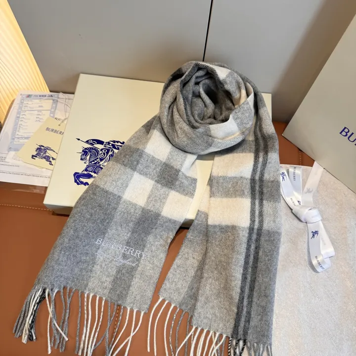 スーパーコピー バーバリー ス マフラー